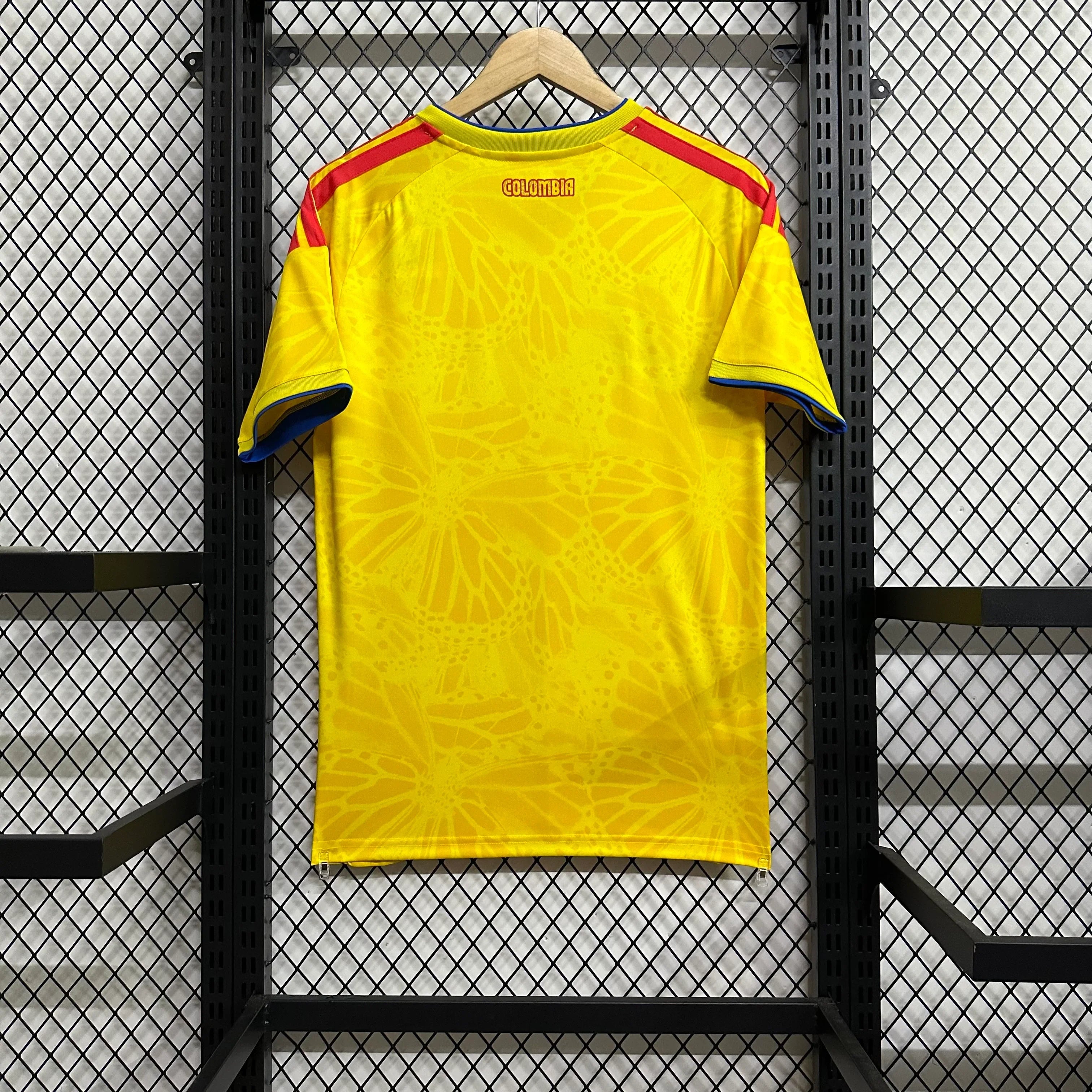 Camiseta Colombia Primera Equipación Mundial 2026, Fan