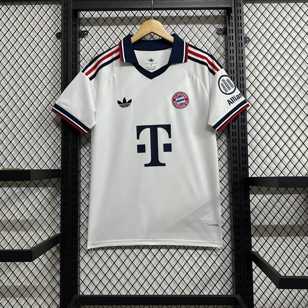 Bayern Munich Home Shirt 25/26, Fan