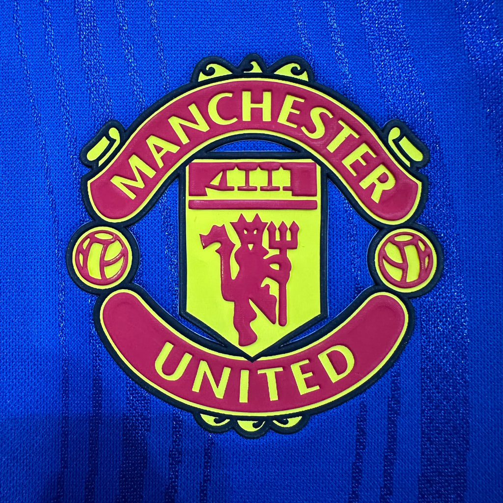 Manchester United Home Shirt 25/26, Player
