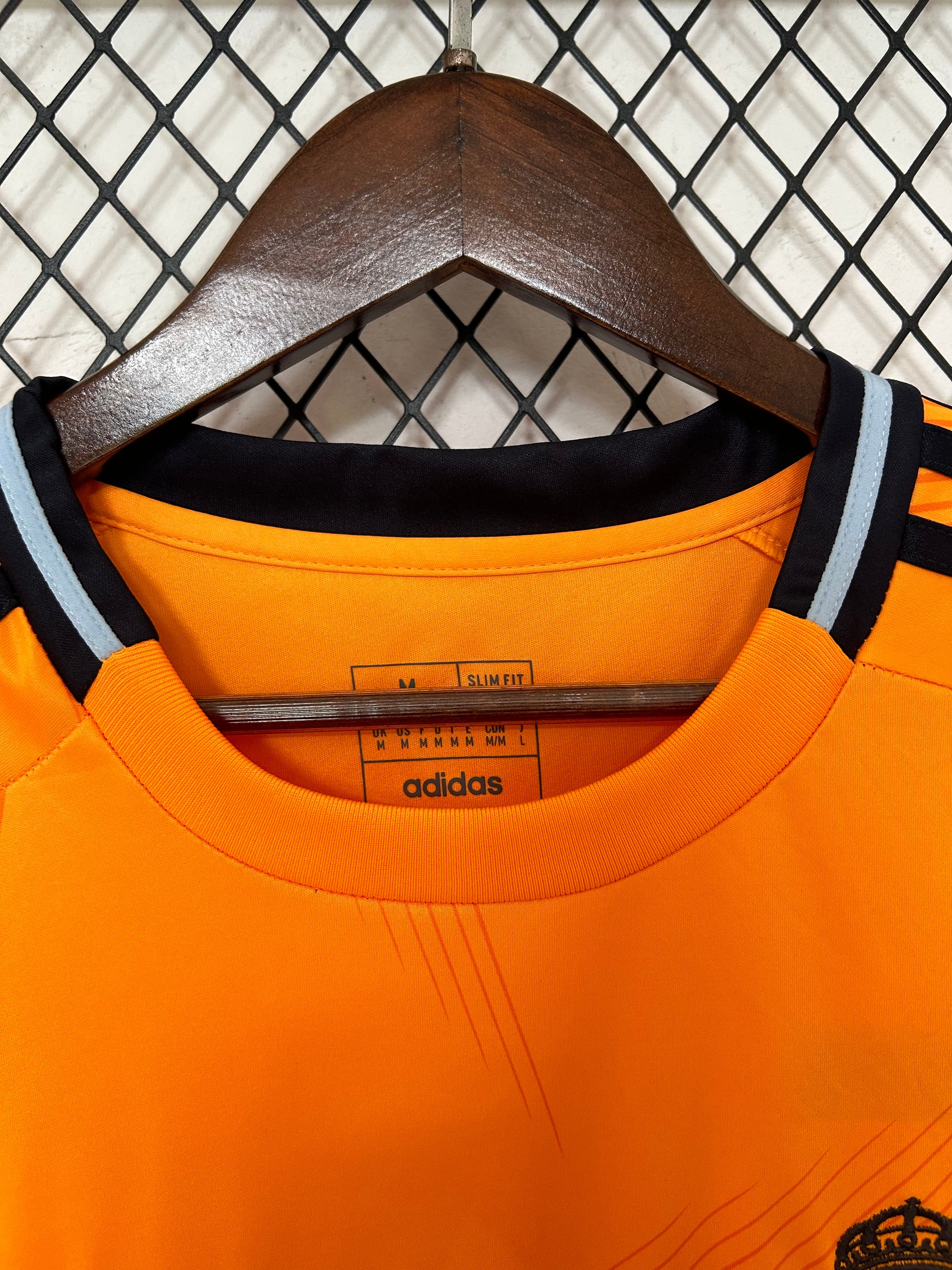 Camiseta Real Madrid Segunda Equipación 24/25, Fan