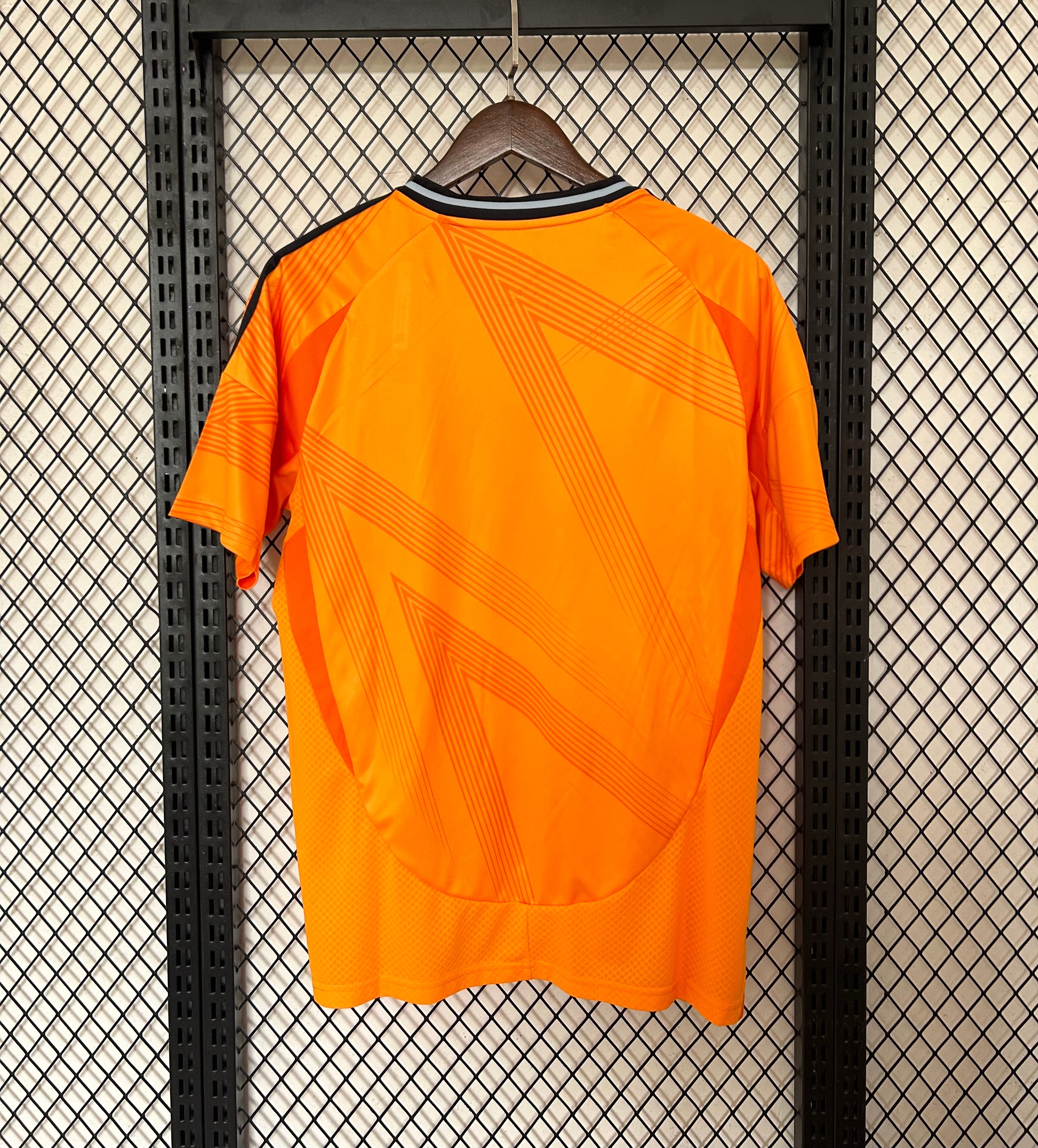 Camiseta Real Madrid Segunda Equipación 24/25, Fan