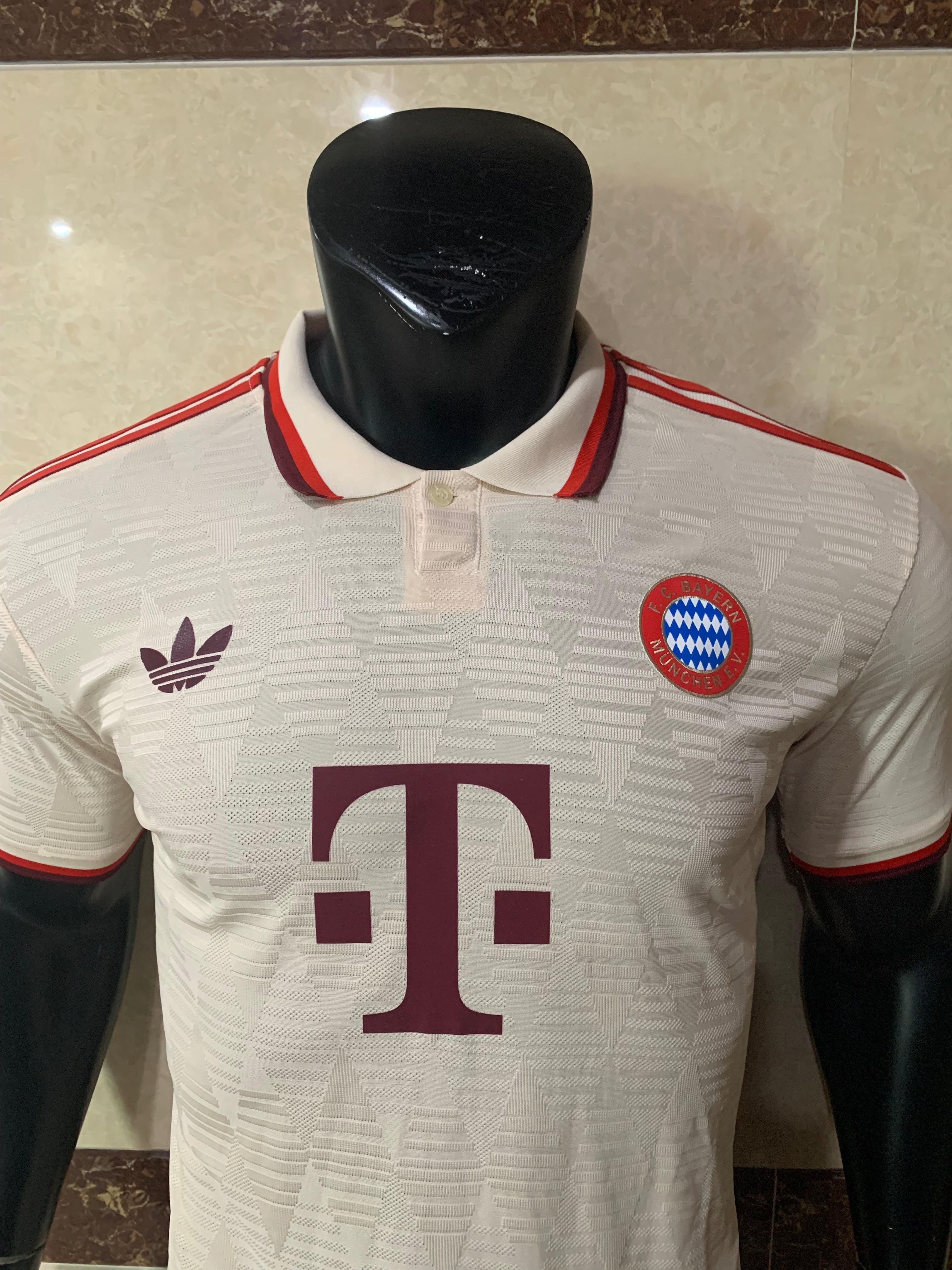 Camiseta Bayern de Munich Tercera Equipación 24/25, Player