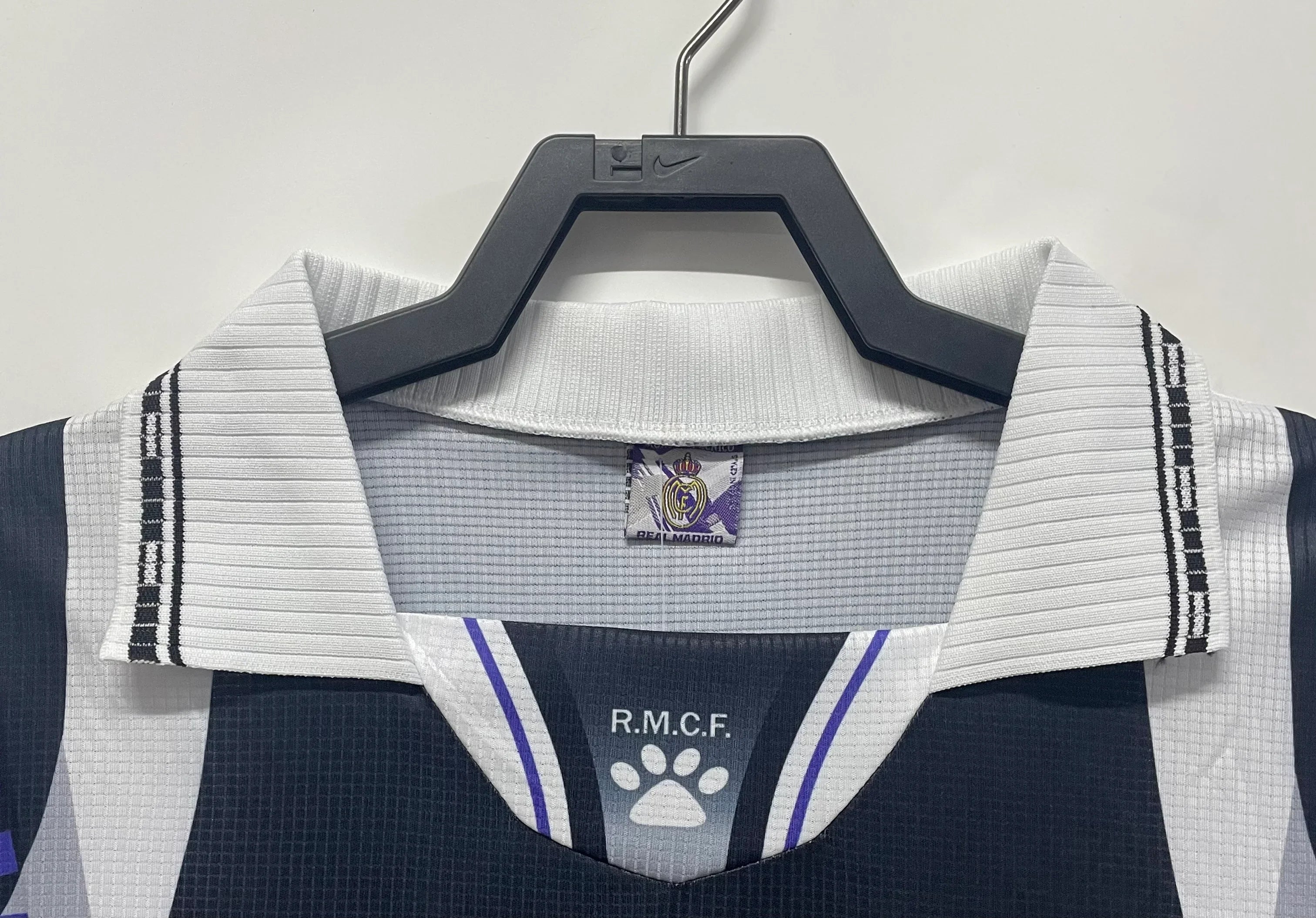 Camiseta Real Madrid  Segunda Equipación Retro 97/98