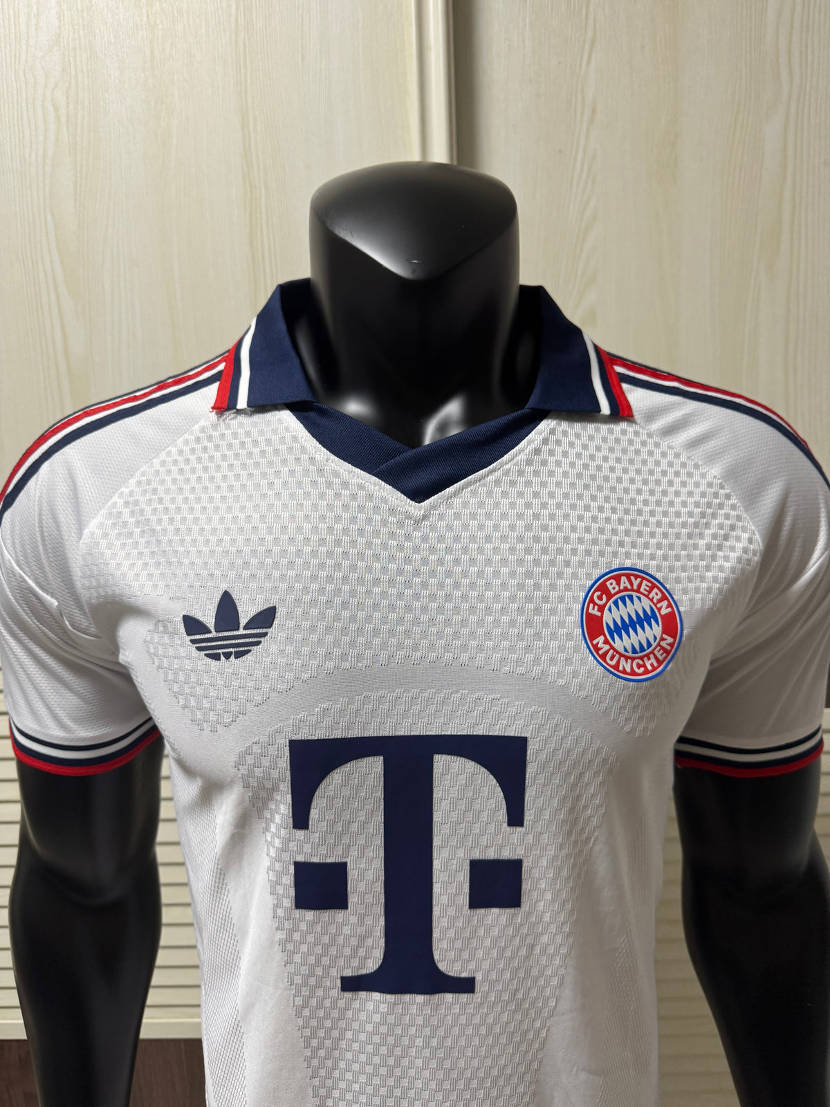 Bayern Munich Home Shirt 25/26, Player