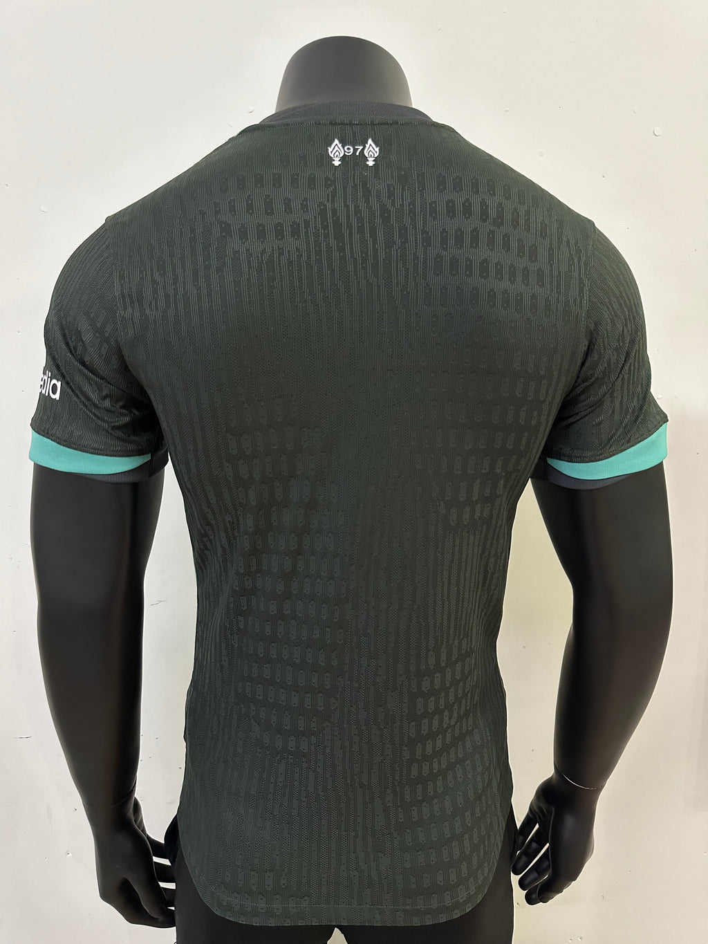 Camiseta Liverpool Negra Segunda Equipación 24/25, Player