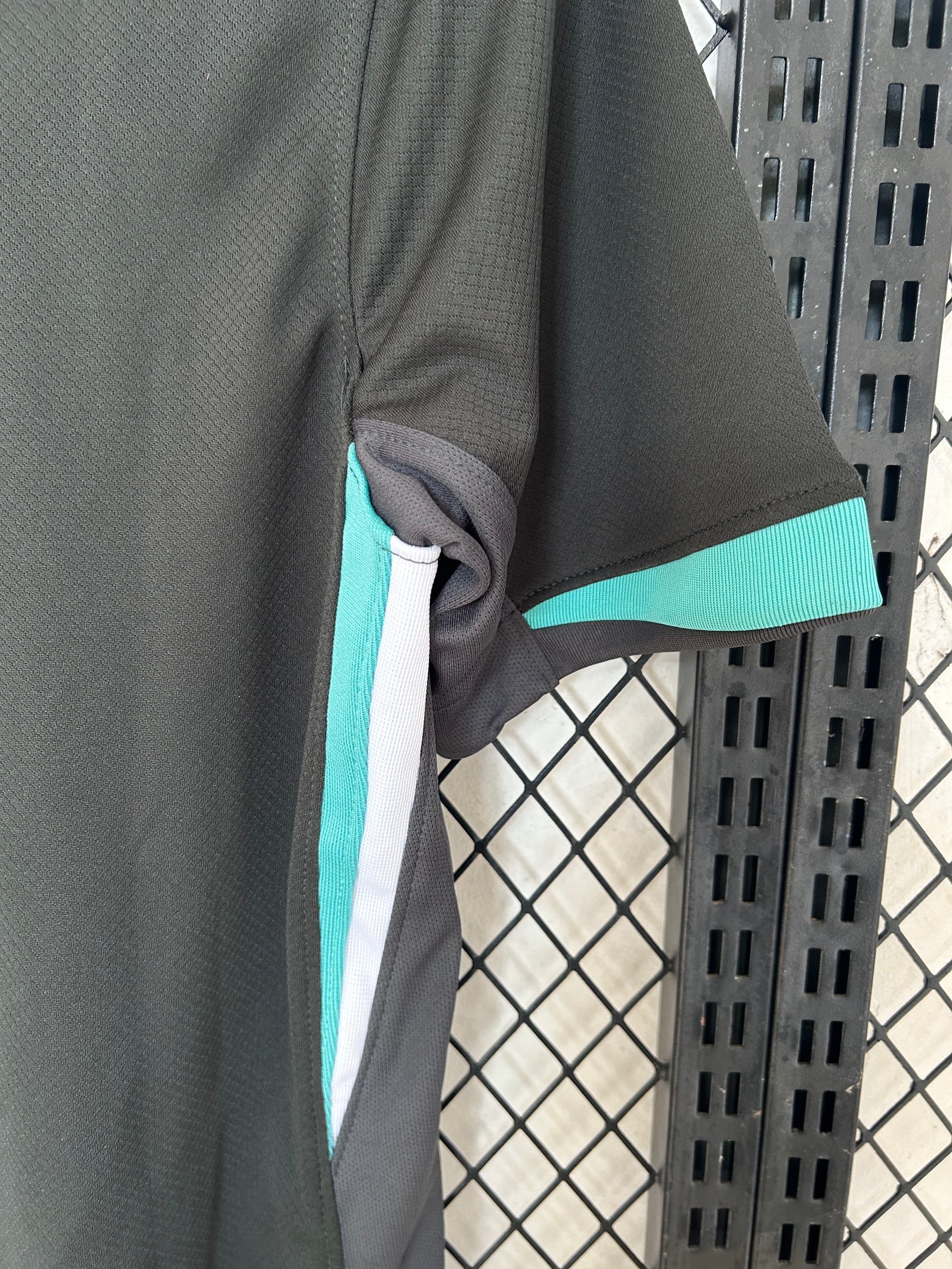 Camiseta Liverpool Negra Segunda Equipación 24/25, Fan