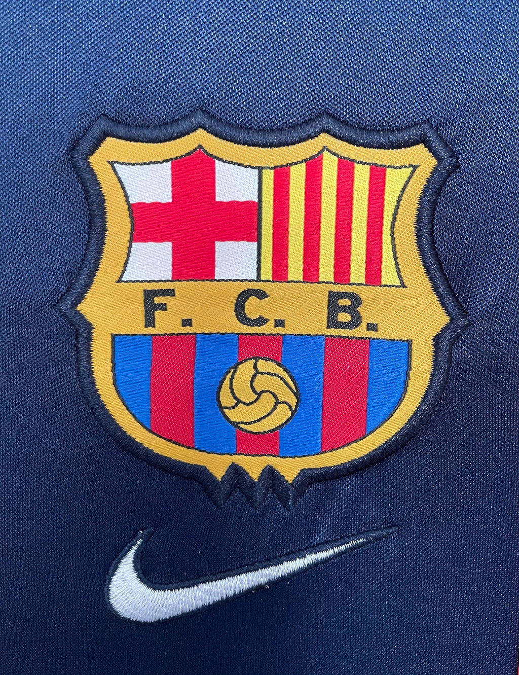 Camiseta FC Barcelona Retro Dorada 02/03