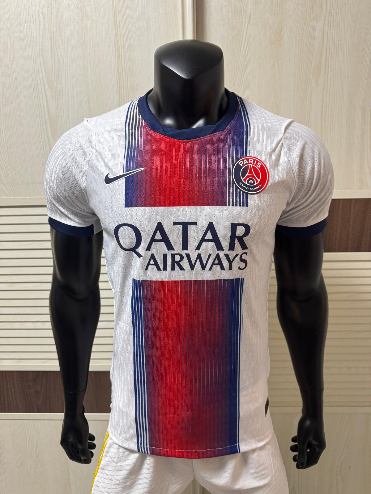 PSG Home Jersey 25/26, Player