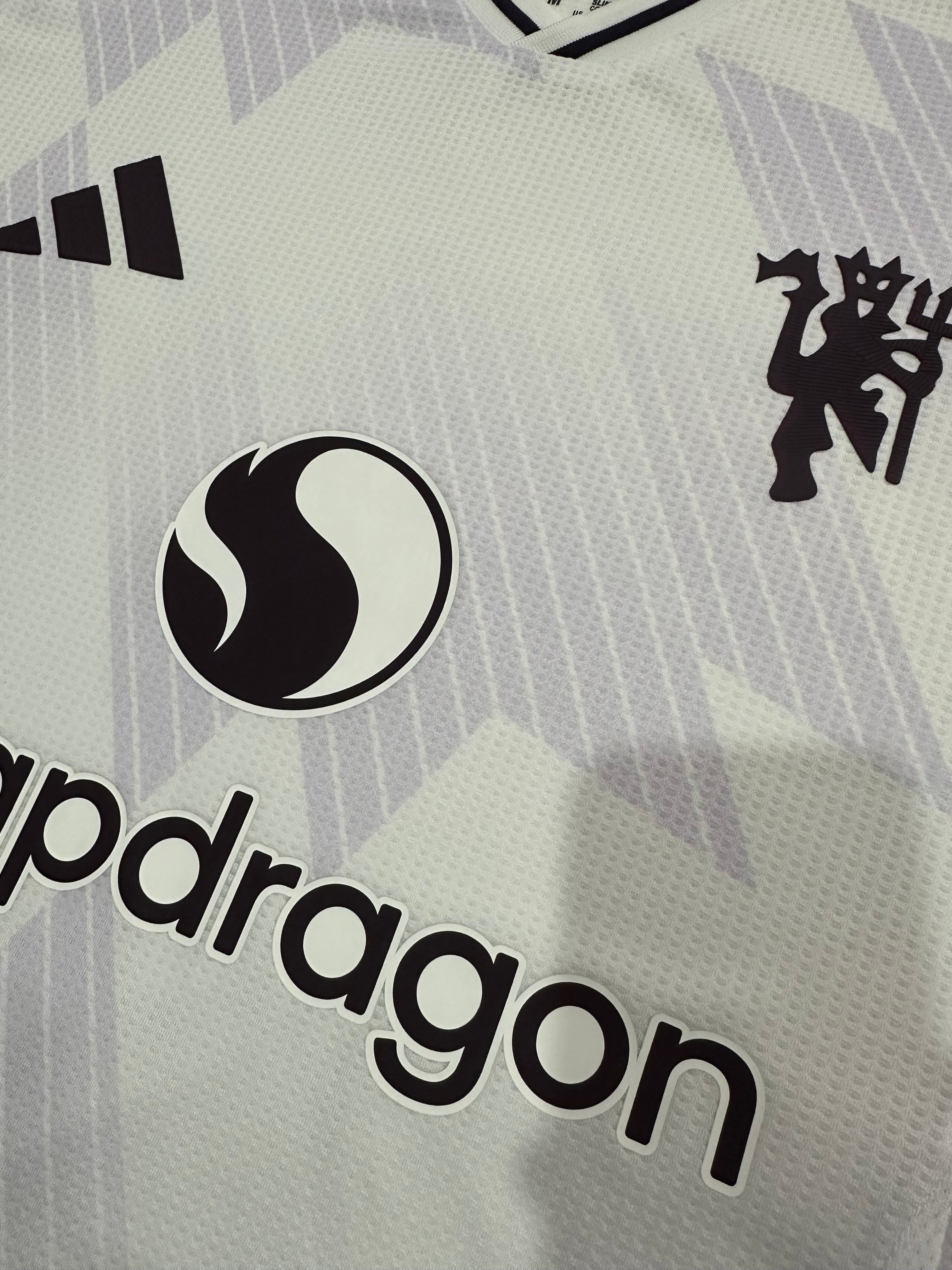 Camiseta Manchester United Segunda Equipación Blanca 25/26, Player