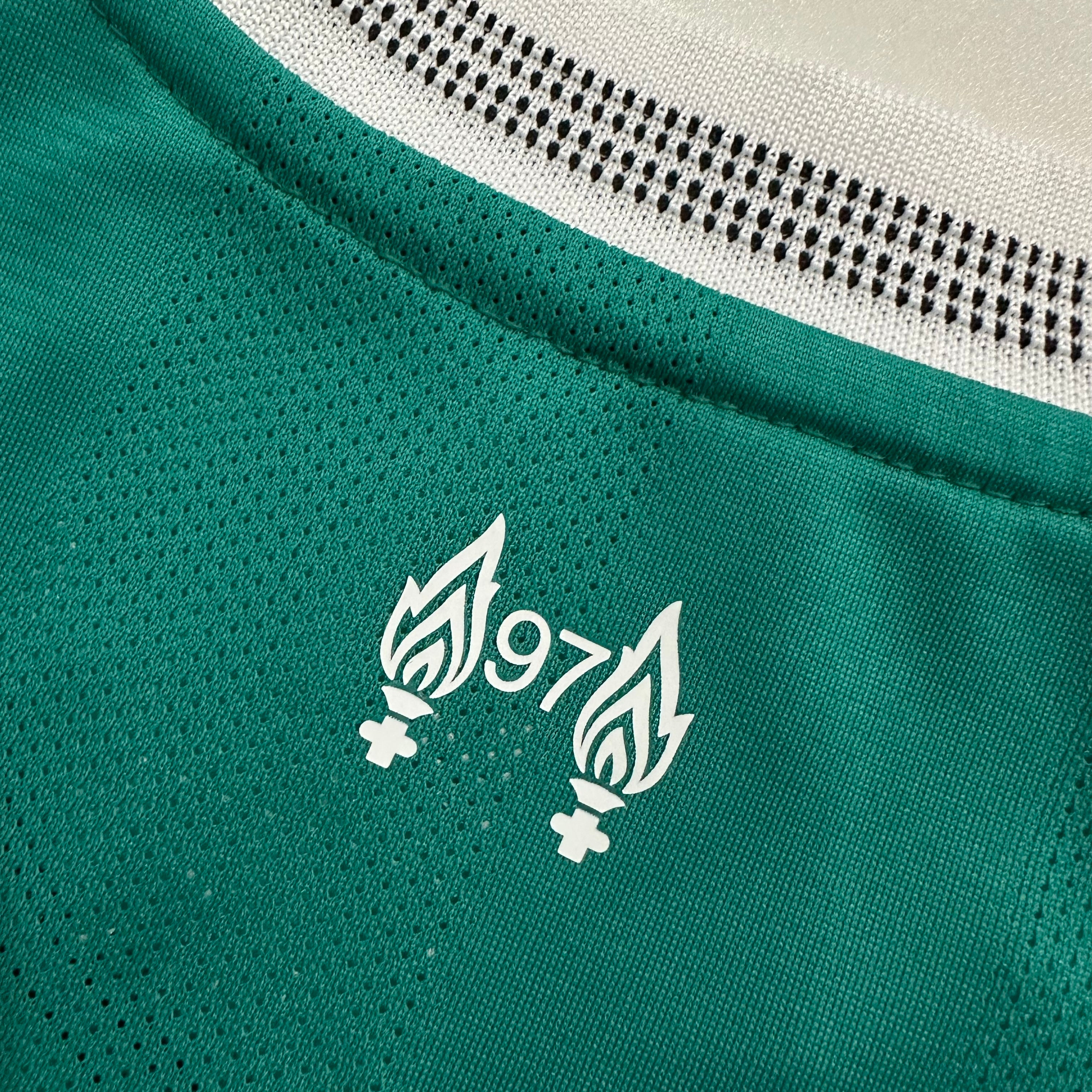 Camiseta Liverpool Tercera Equipación 25/26, Player manga larga
