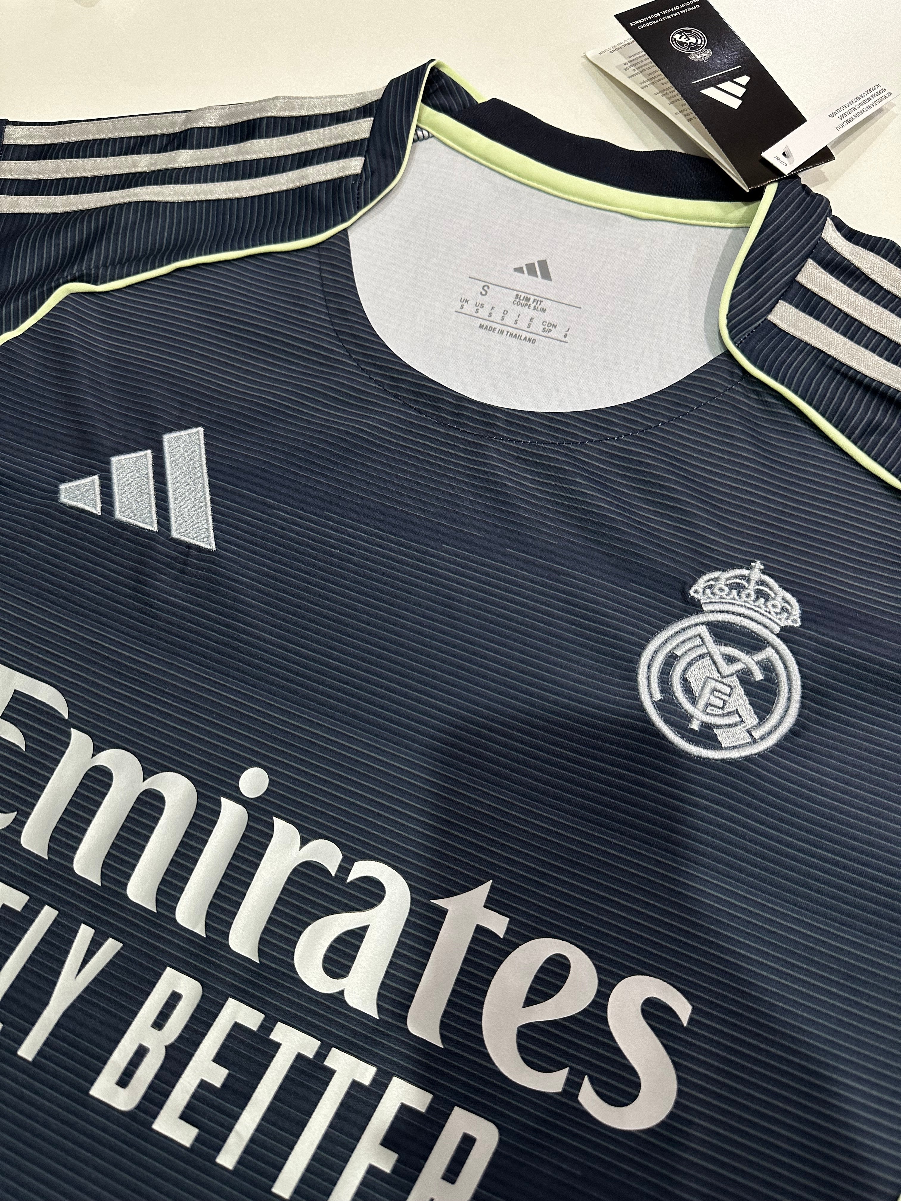 Camiseta Real Madrid Segunda Equipación 25/26, Fan