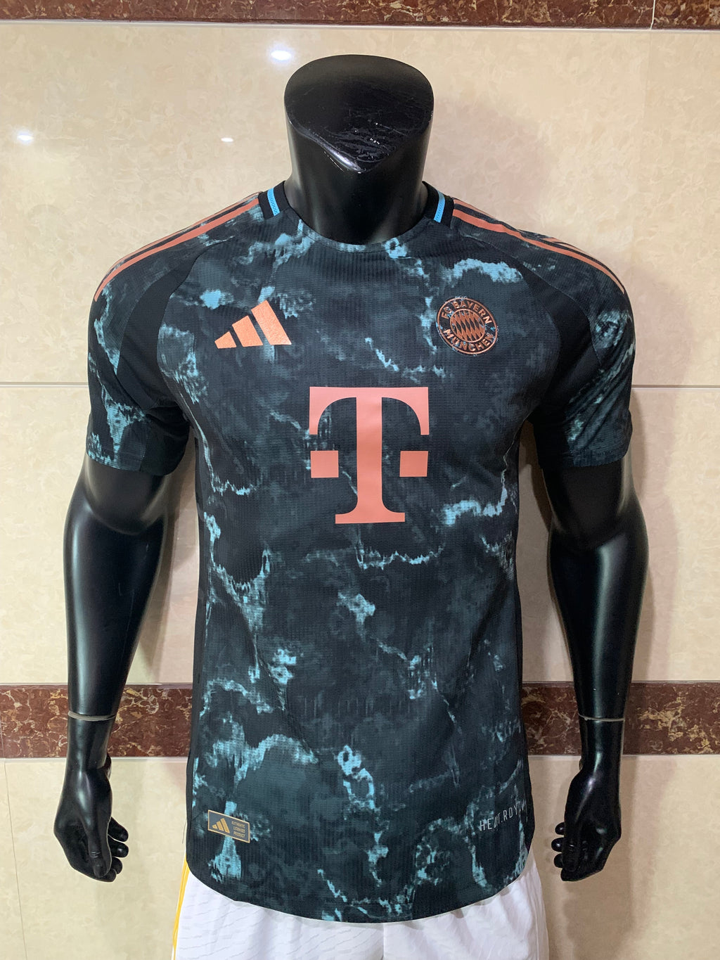 segunda equipacion baer de munich 24-25