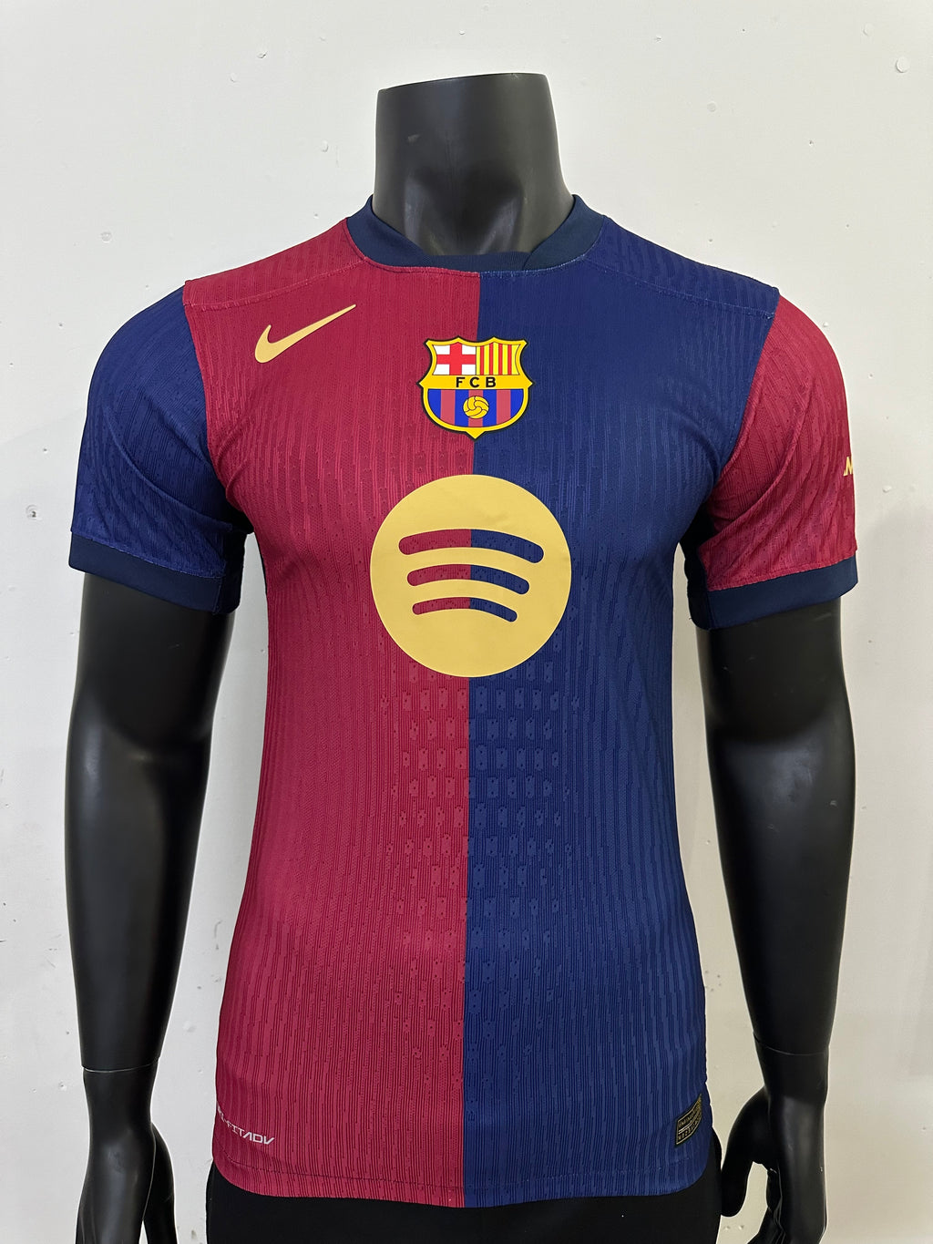 primera equipacion del barcelona 2024-25