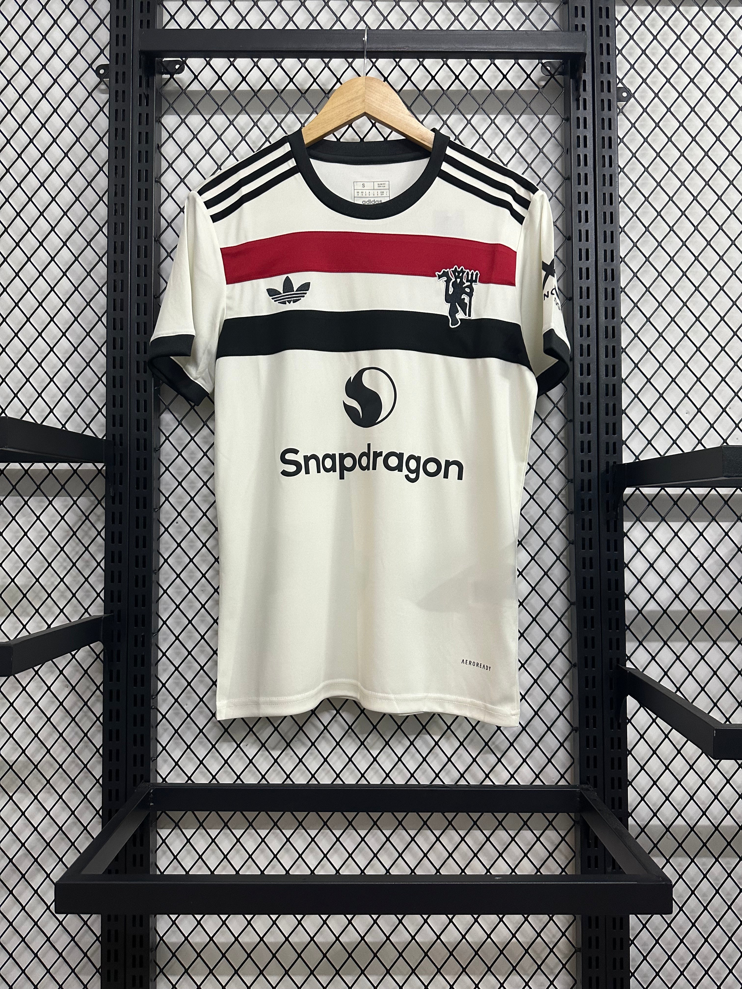 Manchester United Tercera Equipación Blanca 24/25,