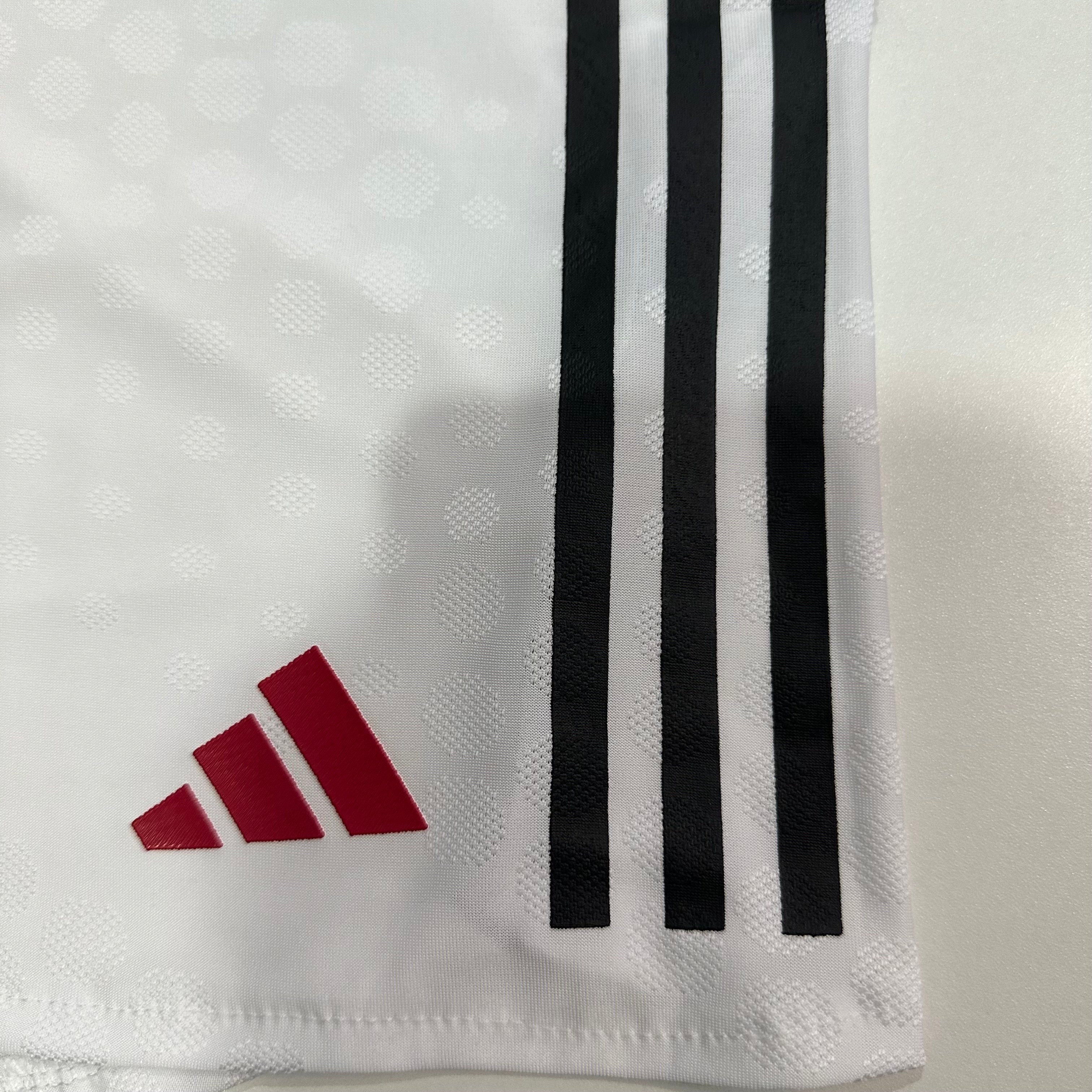 Pantaloneta Manchester United 1ª Equipación 25/26