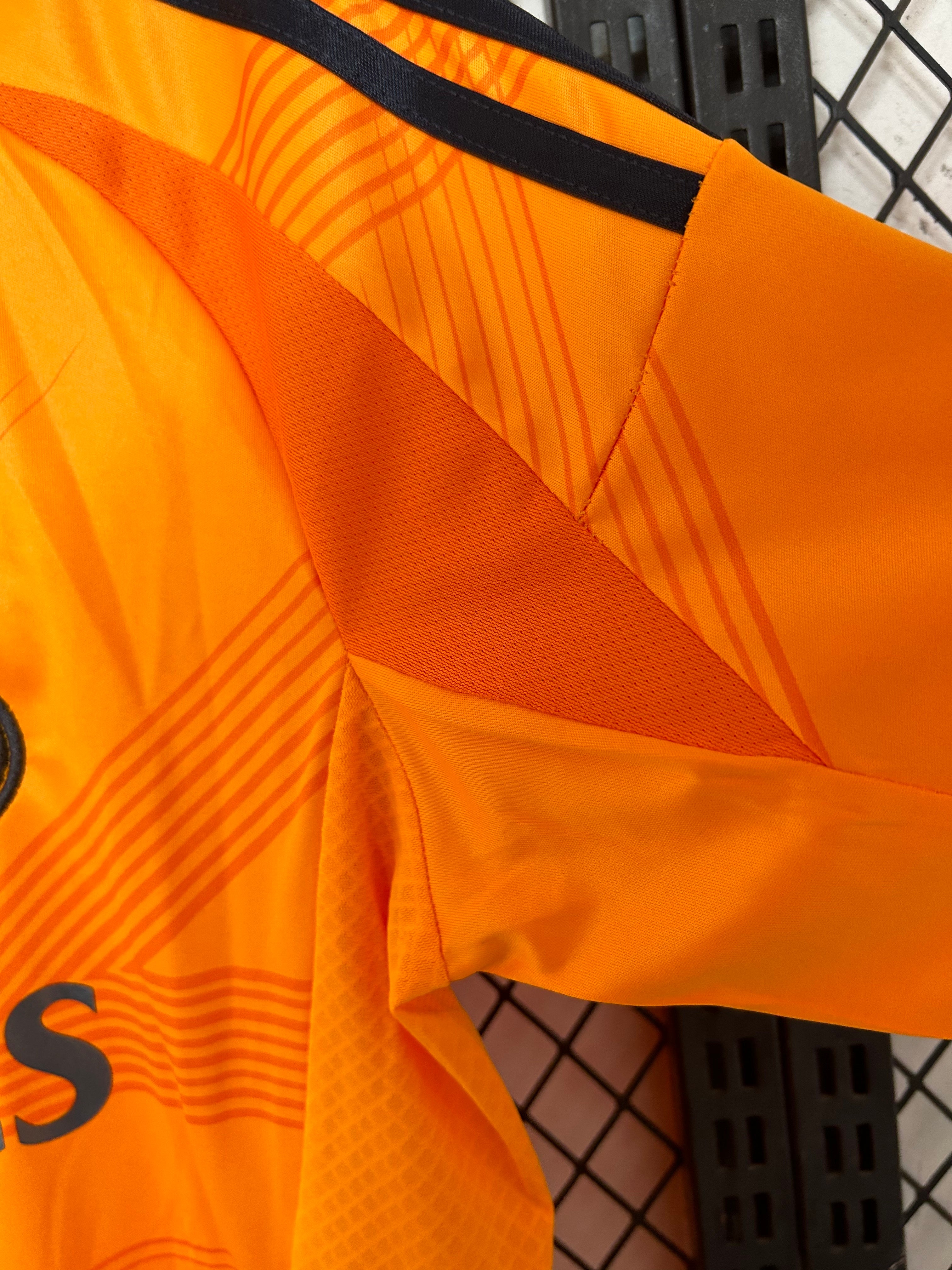 Camiseta Real Madrid Segunda Equipación 24/25, Fan