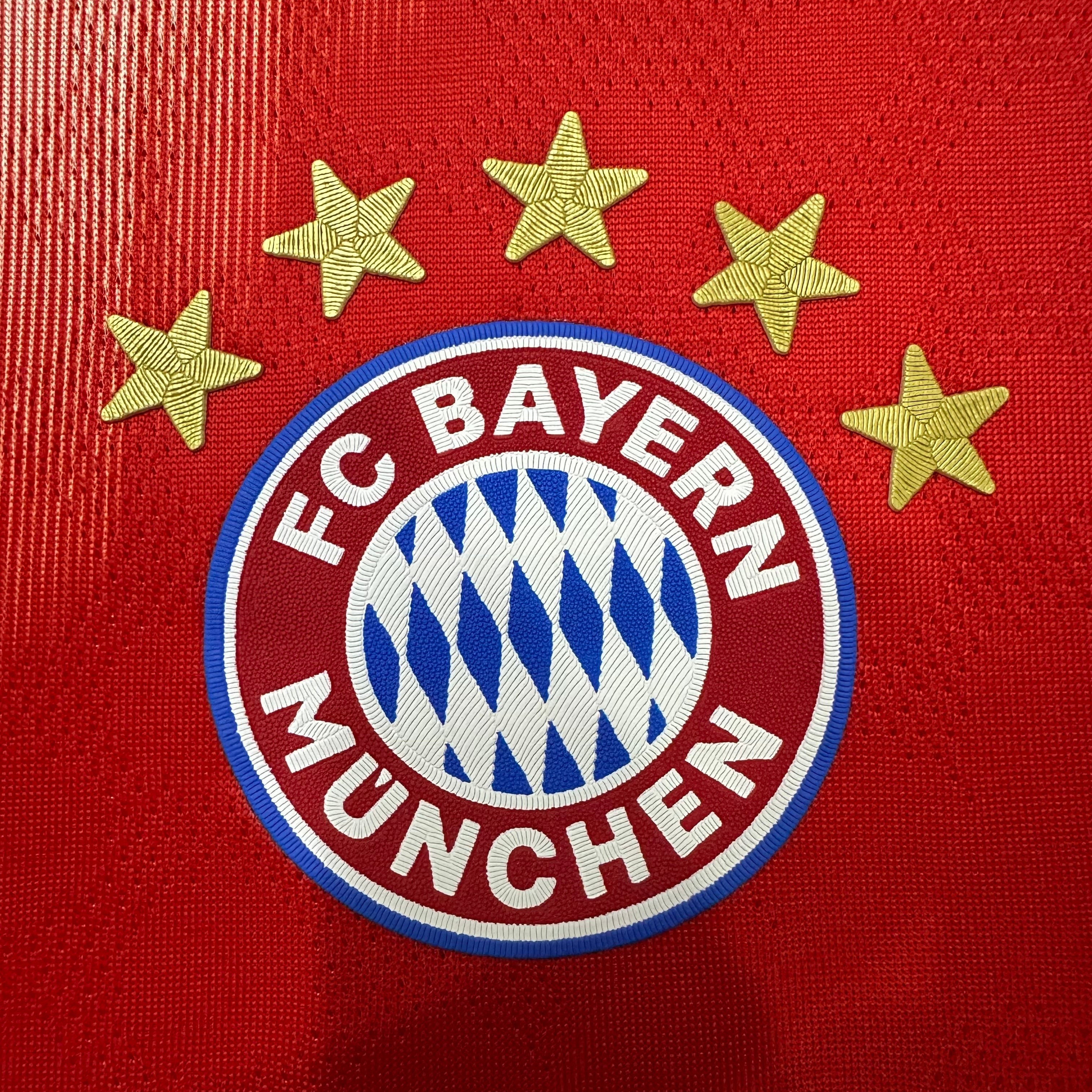 Camiseta Bayern de Munich Primera Equipación 25/26, Player
