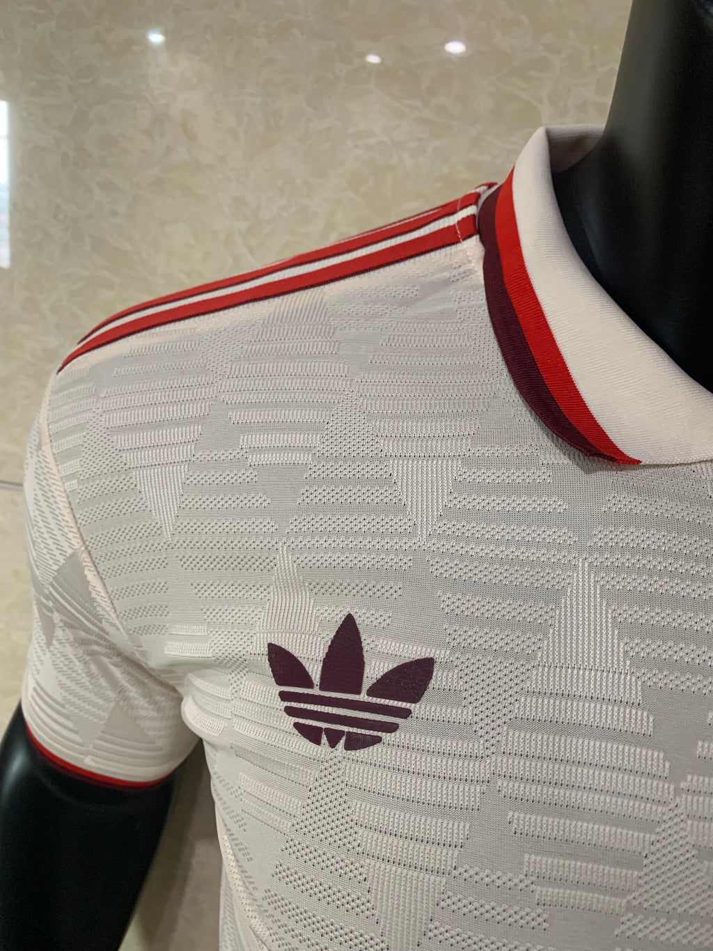 Camiseta Bayern de Munich Tercera Equipación 24/25, Player