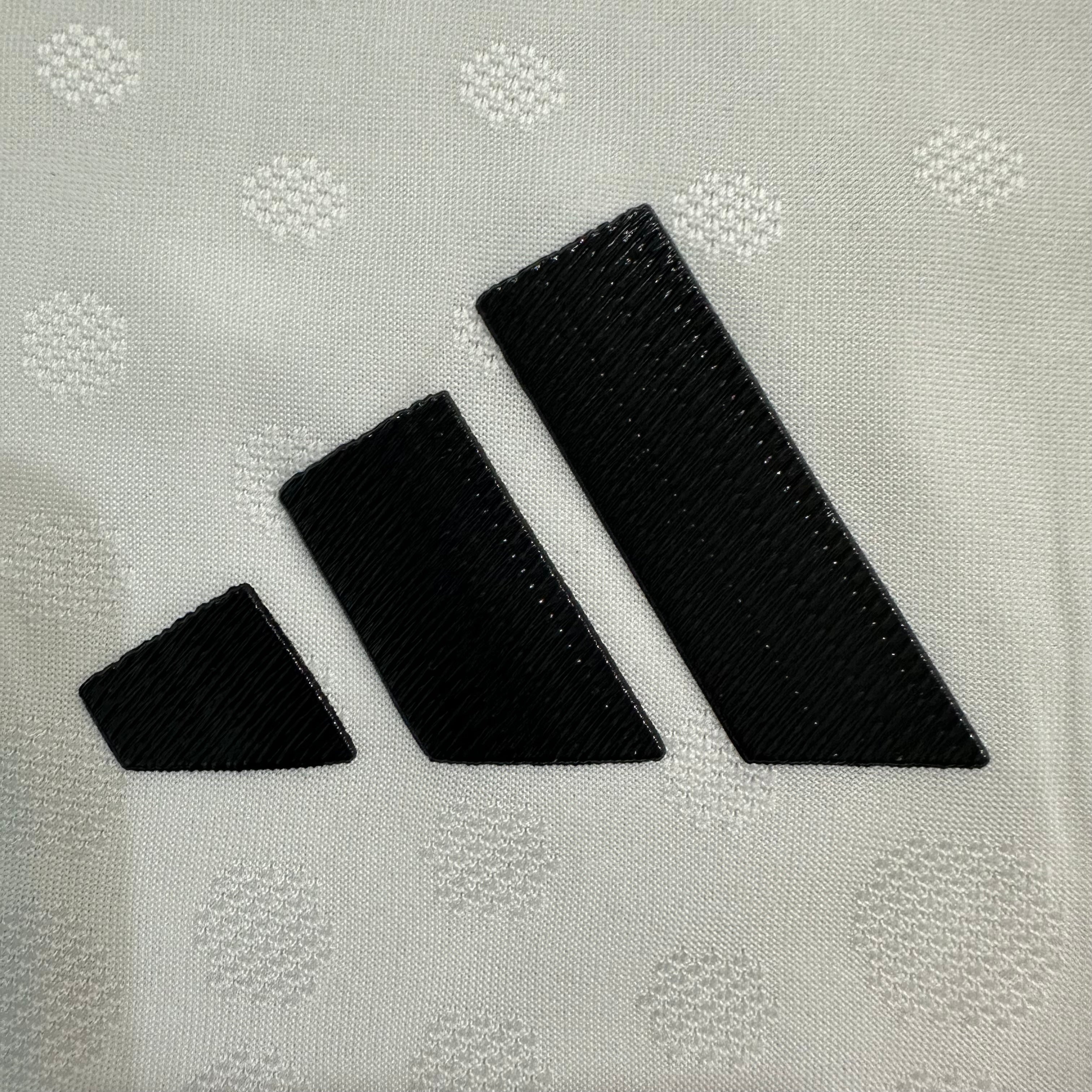 Pantaloneta Real Madrid 1ª Equipación 25/26