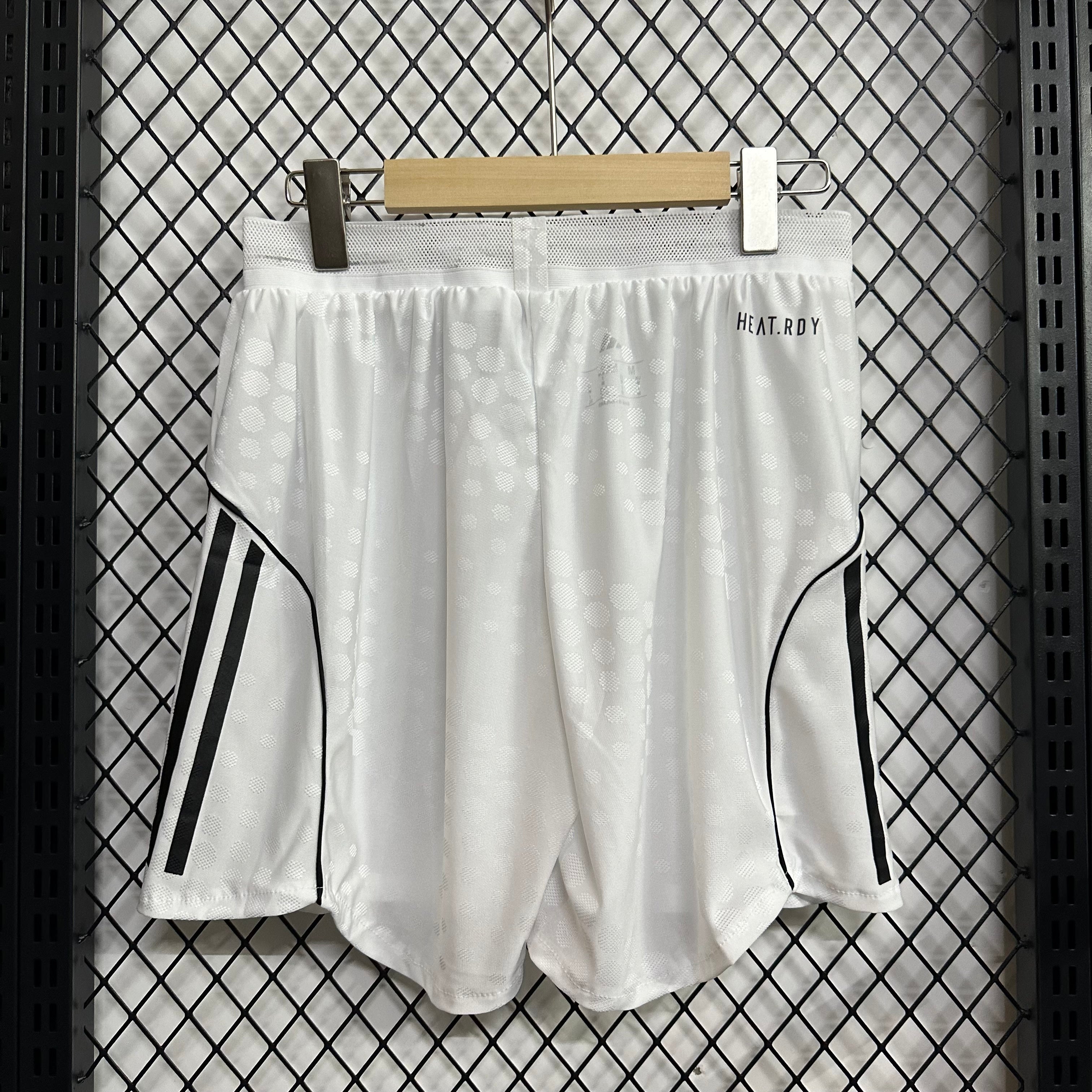 Pantaloneta Manchester United 1ª Equipación 25/26