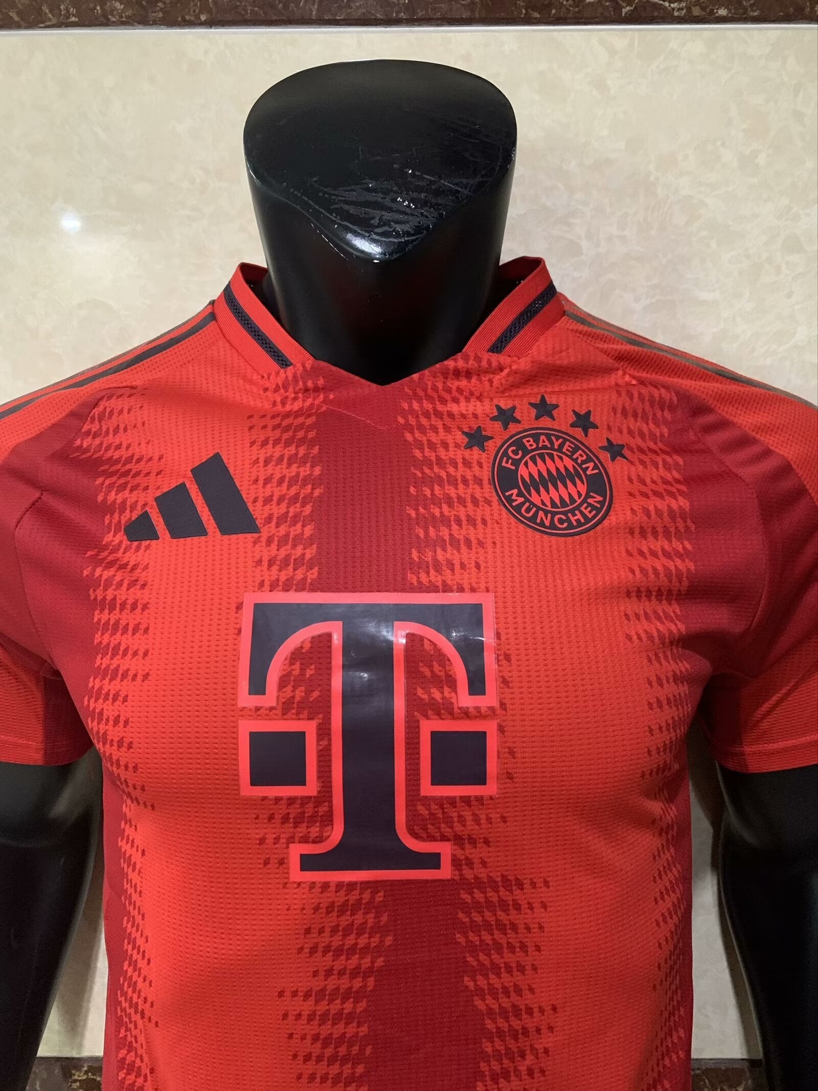 Camiseta Bayern de Munich Primera Equipación 24/25, Player