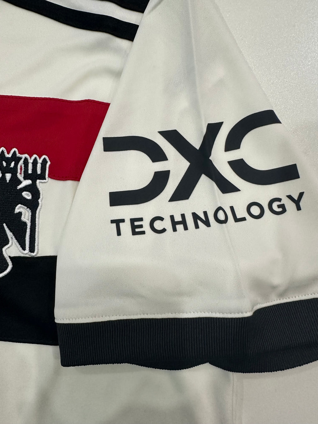 Camiseta Manchester United Tercera Equipación Blanca 24/25, Fan