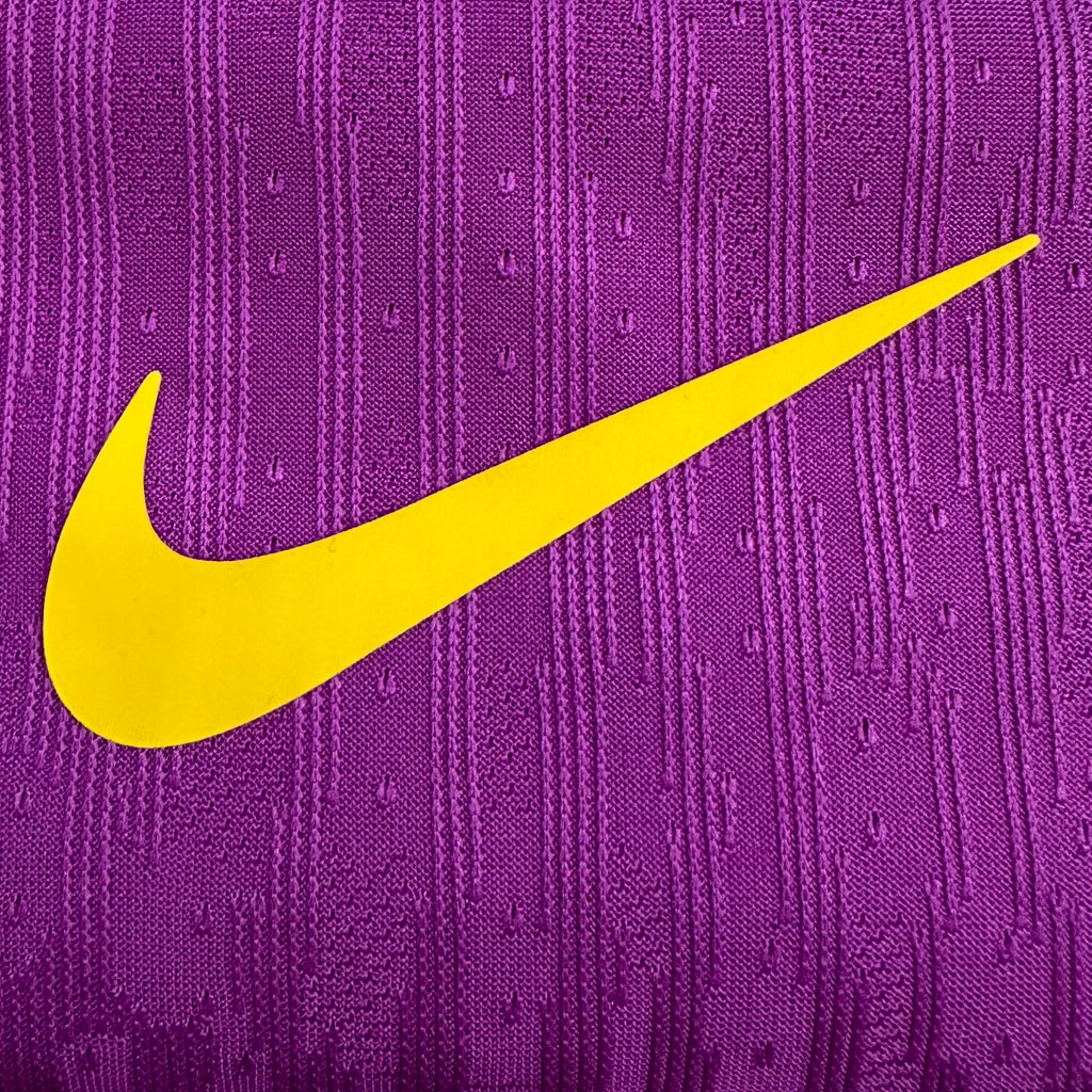 Camiseta de Entrenamiento FC Barcelona Morada, player