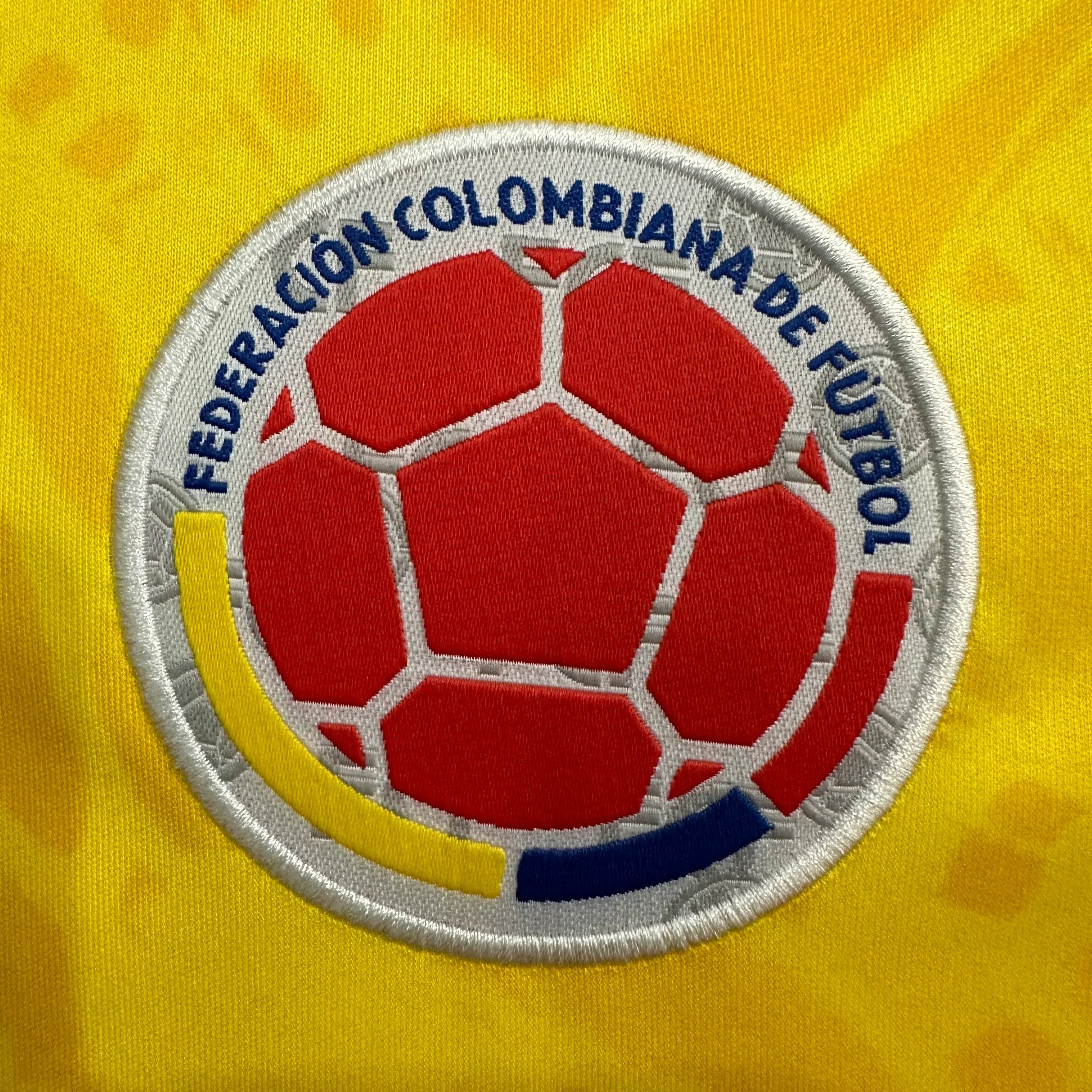 Camiseta Colombia Primera Equipación Mundial 2026, Fan