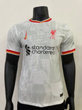 camiseta liverpool blanca 24-25