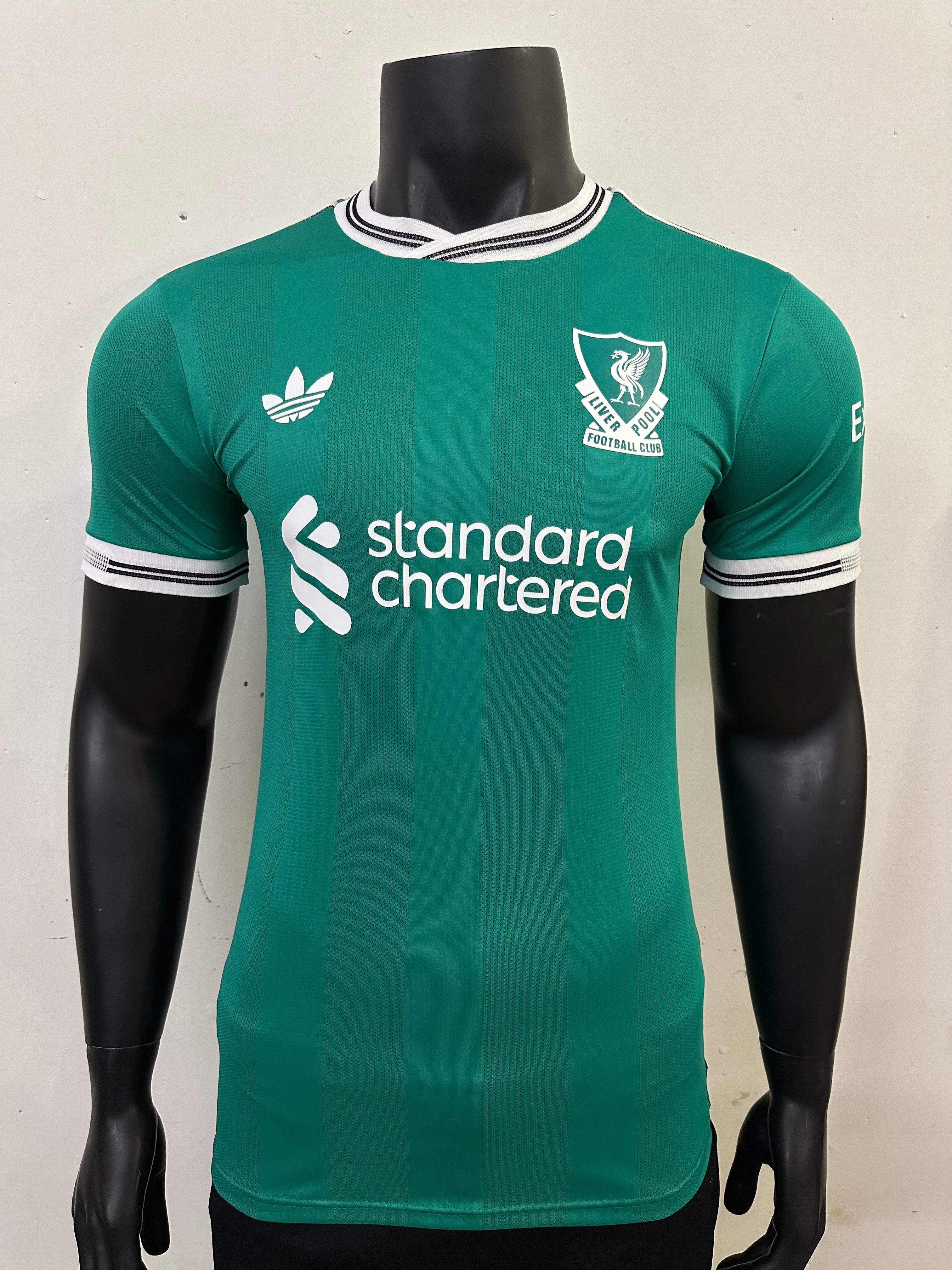 tercera equipacion liverpool verde 25-26