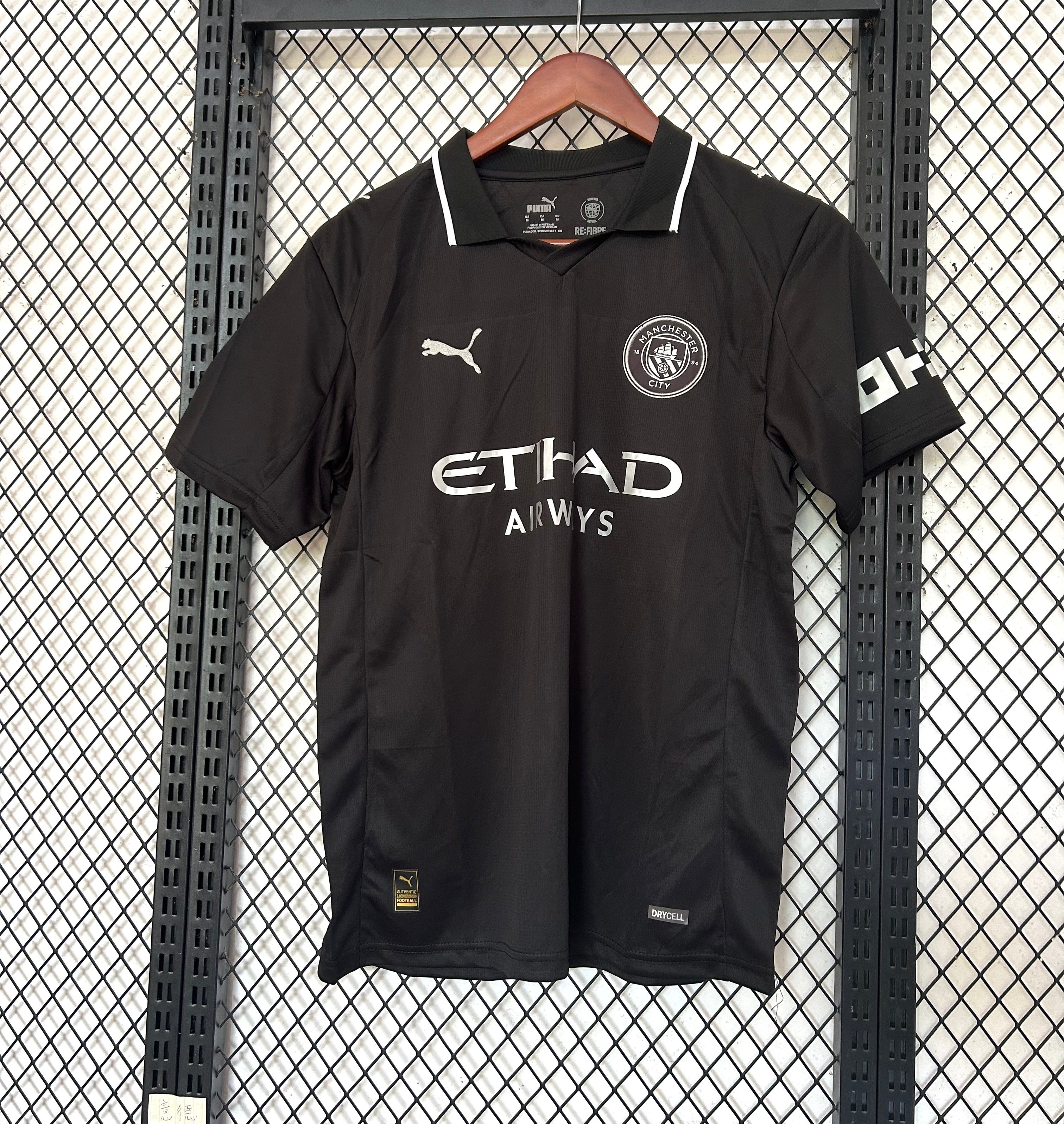 Camiseta Manchester City segunda Equipación 25/26, negra