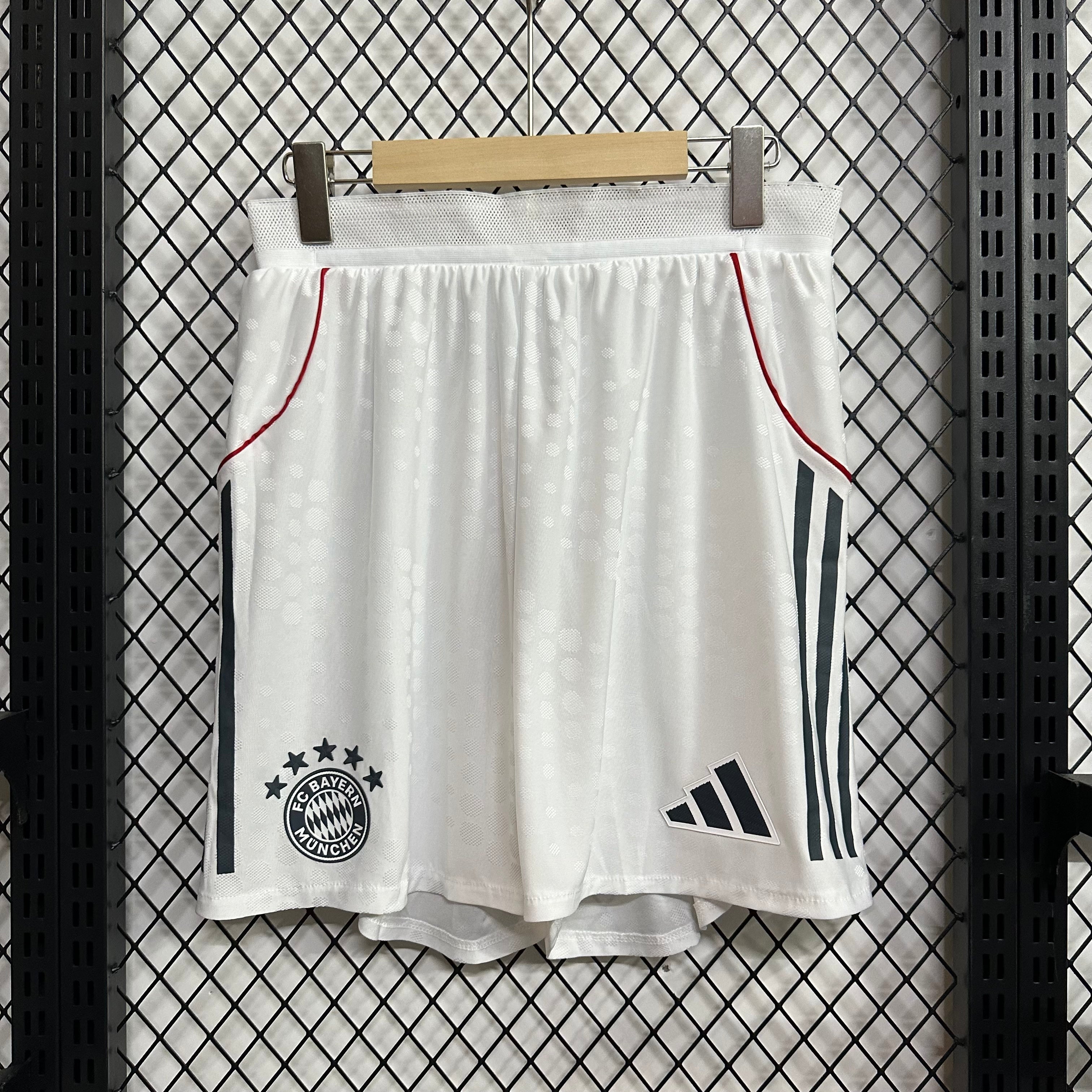pantaloneta blanca bayer munich 2ª equipacion