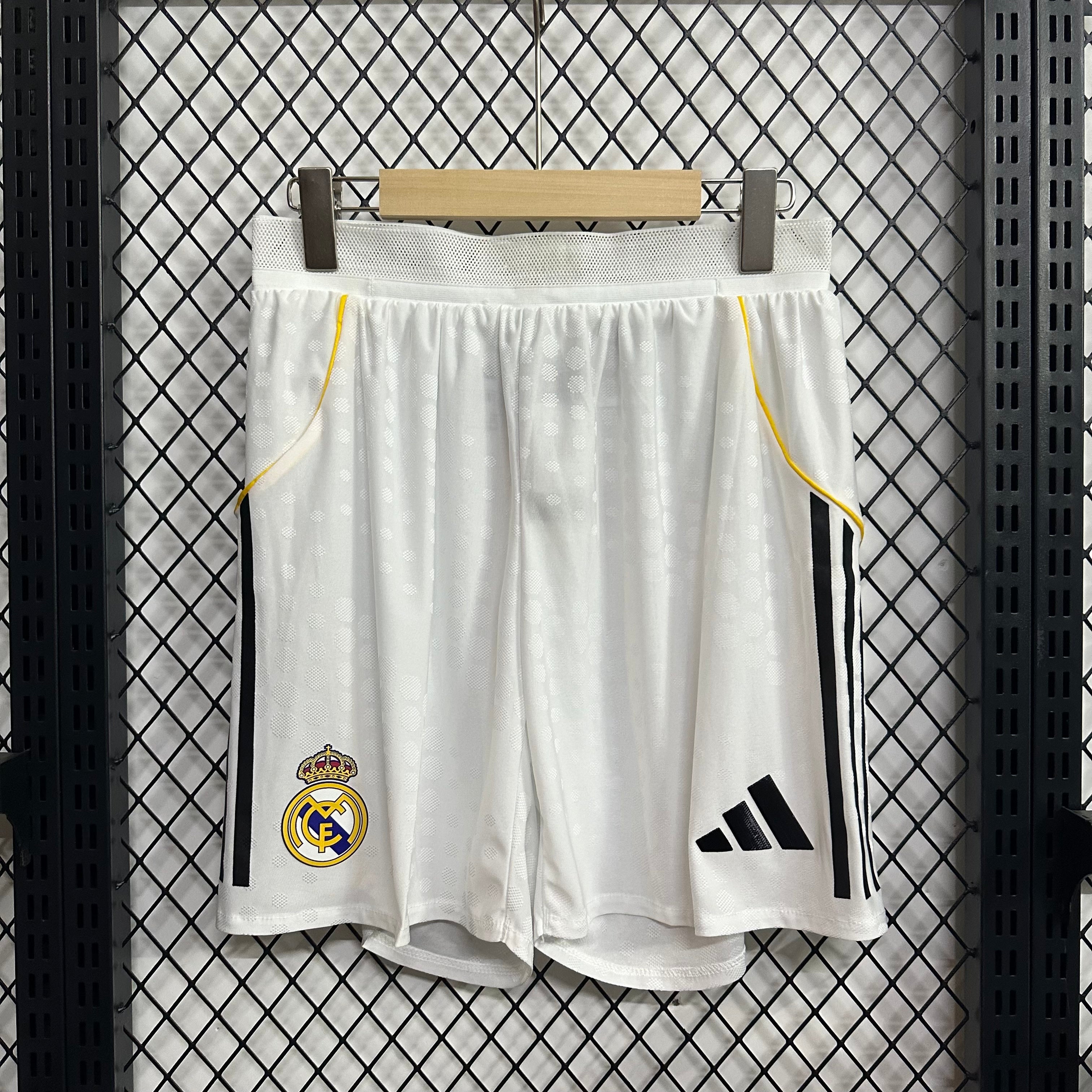 pantaloneta real madrid primera equipacion 25-26